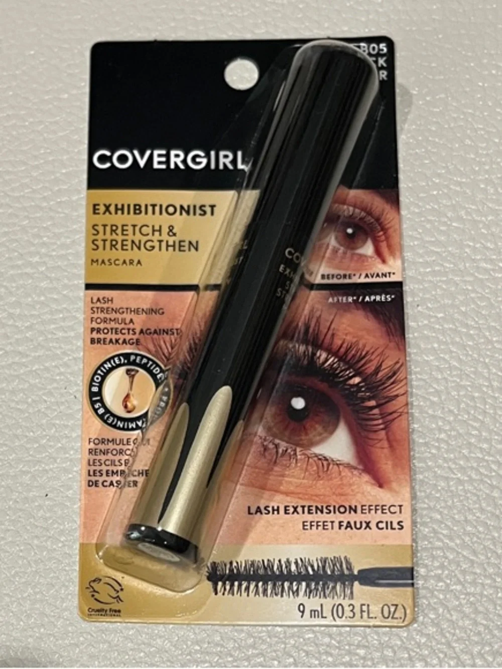 COVERGIRL Black Mascara and Powder Brush